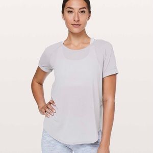 lululemon Open Back Athletic Tee (Size: 2)
